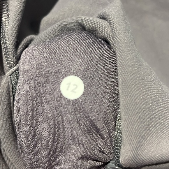 Lululemon In Stride Jacket in Magnum - Picture 5 of 8